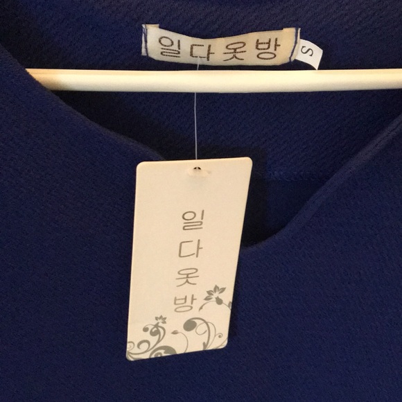 Dress - Picture 3 of 4